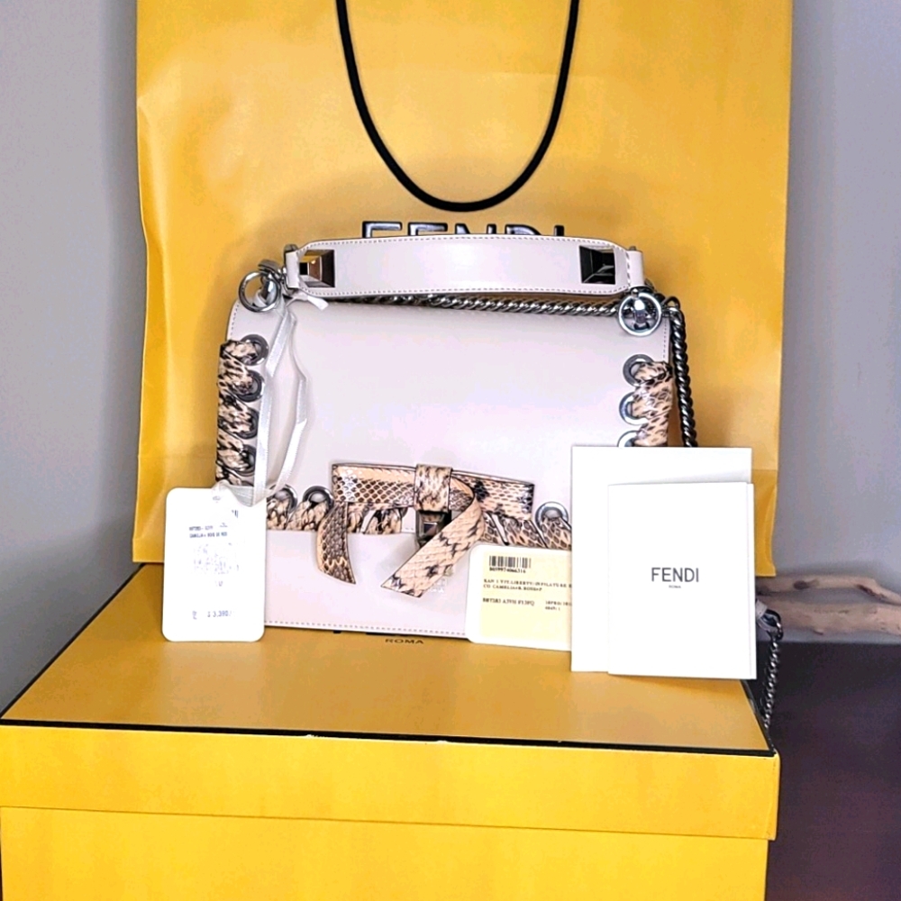 Fendi Kan I Vit.Liberty Medium Bag